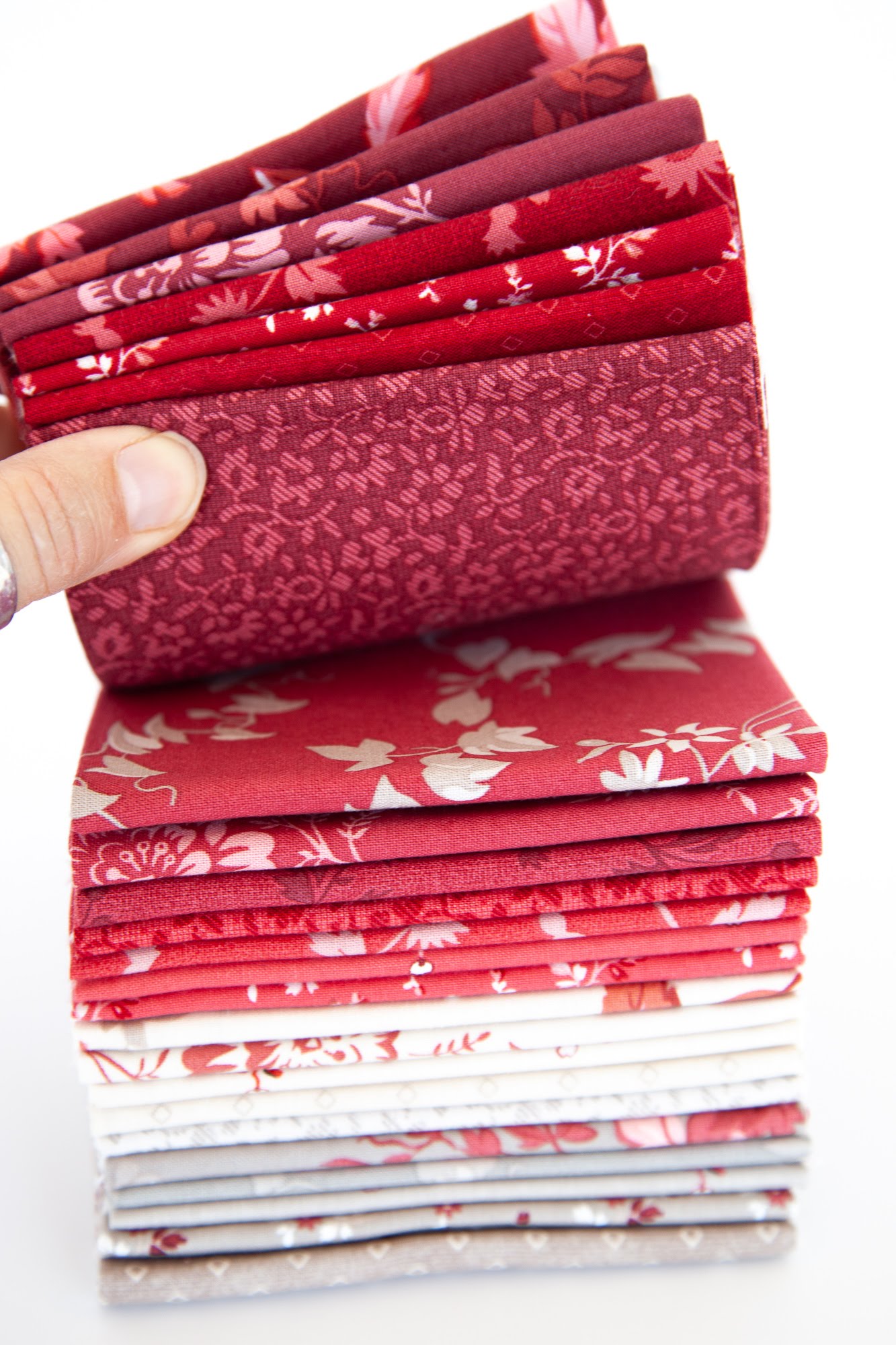 Red Elegance Fabric Fat Quarter Pack by Nancy Zieman Productions for Riley Blake Designs
