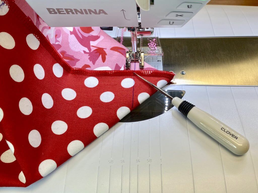 Valentines Day Wine Tote Sewing Tutorial at The Nancy Zieman Productions Blog