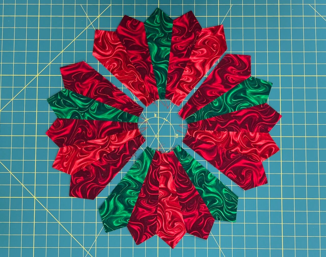 NEW! Dresden Poinsettia Table Topper Sewing Tutorial